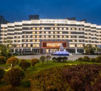 Crystal Orange Hotel (Dandong Zhongchao Yalu River Bridge Jiangjing Shop)