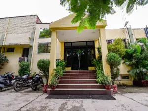 Hotel Kanishka