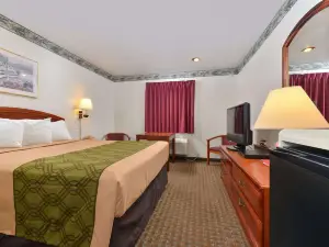 Econo Lodge Inn & Suites Corning