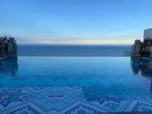 Apec 5 Sao TP.Tuy Hoa - View bien va View ho boi