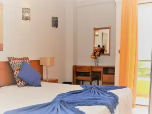 Apartamentos Turisticos Lindomar