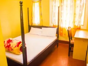 Raddison's Guest House