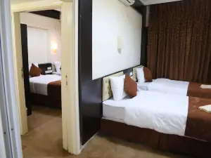 Teeba Palace Hotel