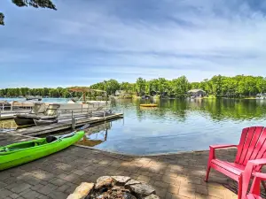 Northern Michigan Lake House w/ Boat Dock + Kayaks