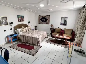 Hotel Annakhil