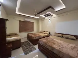 Al-Manal 305 Premium Room 5 Beds