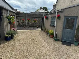 The Annex Keith Self Catering WiFi Private Parking Bkng