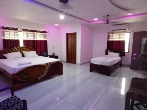 โรงแรมรอย