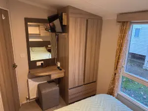 3Br-Sleeps6-Parking-Pool-NearBeach&Skegness