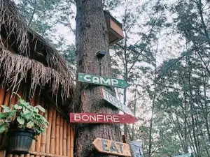 MI FAMILIA teepee hut