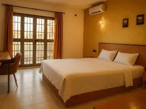 Hotel KEUR HORUS