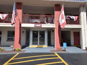 Knights Inn Oswego East