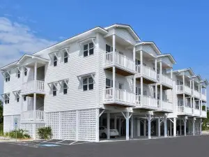 River Hotel of Southport