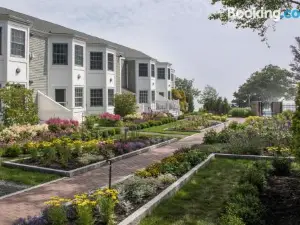 Bar Harbor Inn and Spa