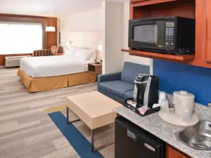 Holiday Inn Express & Suites San Diego Otay Mesa