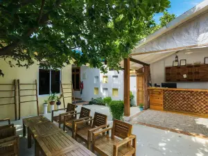 Holiday Garden Rasdhoo