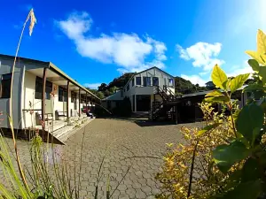 Stewart Island Backpackers