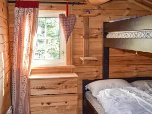 Awesome Home in Treungen with Jacuzzi