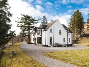 Crubenbeg Country House