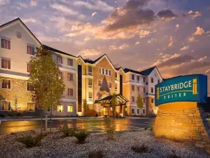 Staybridge Suites Rochester - Commerce DR NW