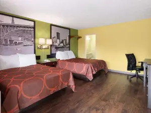 Super 8 by Wyndham Youngstown/Girard