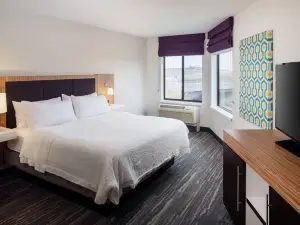 Hampton Inn & Suites Parker