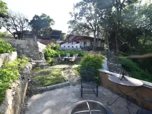 Lake Front Home! Direct Access to the Water.