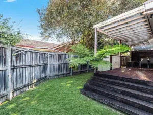 StayAU 4BRM Charming Modern Home in Mt Colah