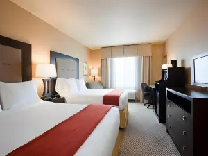 Holiday Inn Express & Suites Cambridge