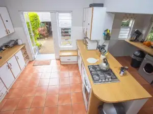 23 Ambleside Holiday Retreat by the Sea