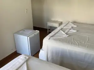 Hotel Pousada Garoupas