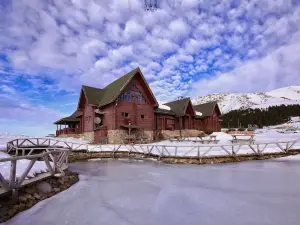 Kümbet Dağ Evi