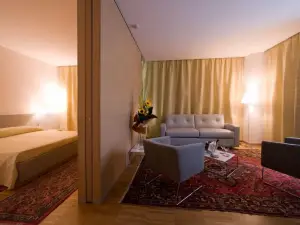 โรงแรมสกิโอ