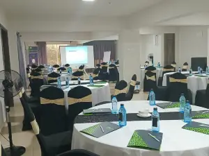 Downtown ecopark hotel