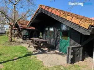The Bee - Trekkershuts & Apartment
