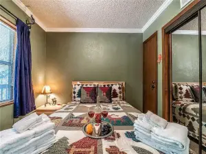 Canyon Creek Lodge 218, 1 Bedroom, Sleeps 4