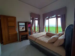 Marlin Homestay 2Br Samosir
