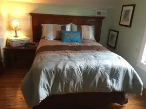 Buffalo Mountain Getaway Cottage