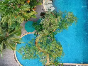 Blue Sky Hotel