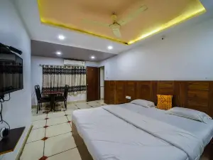 Hotel Anand Deluxe, Panhala