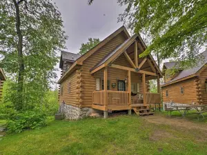 Cozy Retreat w/ Porch & Double JJ Resort Access!