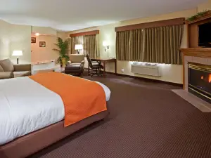 AmericInn by Wyndham Fargo West Acres