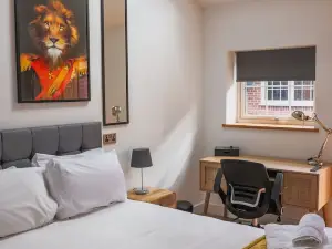 The Coach Hotel