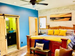 River View & Retreat