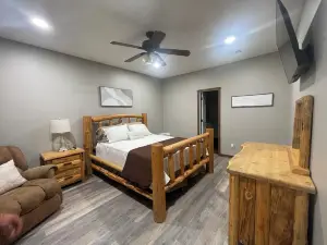 One bedroom bardominium close to the Alabama stadium