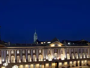 Le Grand Balcon Hotel