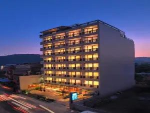 Aabas Pokhara by Barahi Hospitality