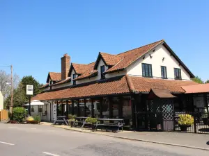 The Crown Lodge Bed & Breakfast