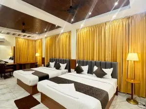 Hotel Boss Palace