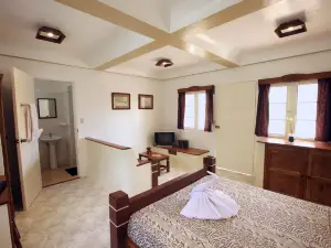 구인둘만 베이 투어리스트 인